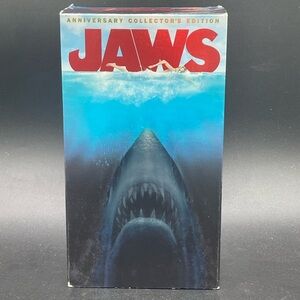 Jaws (1975) VHS Movie - Disaster, Adventure, Thriller